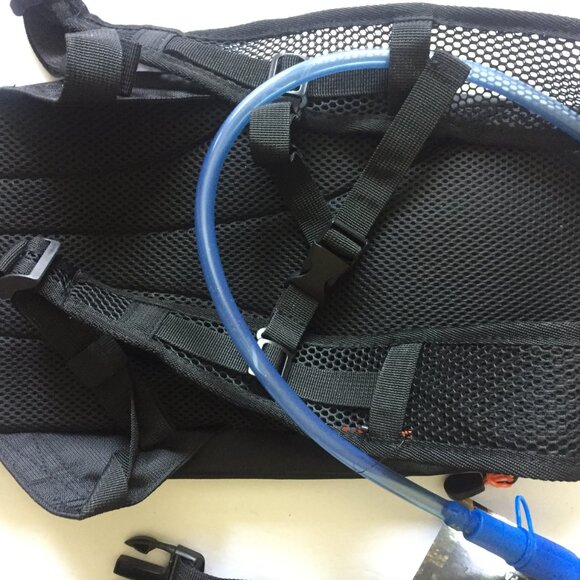 NEW Ozark Trail Hydration Bag & Lumbar Pack - Picture 6 of 11